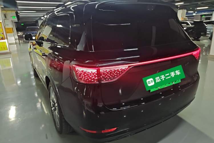Used Hima AITO M9 2025 Extended-Range Ultra Version 52 kWh 6-Seater Rear Left 45 Deg