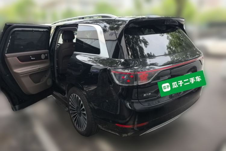 Used Hima AITO M9 2025 All-Electric Ultra Version 100 kWh 5-Seater Model Rear Left 45 Deg
