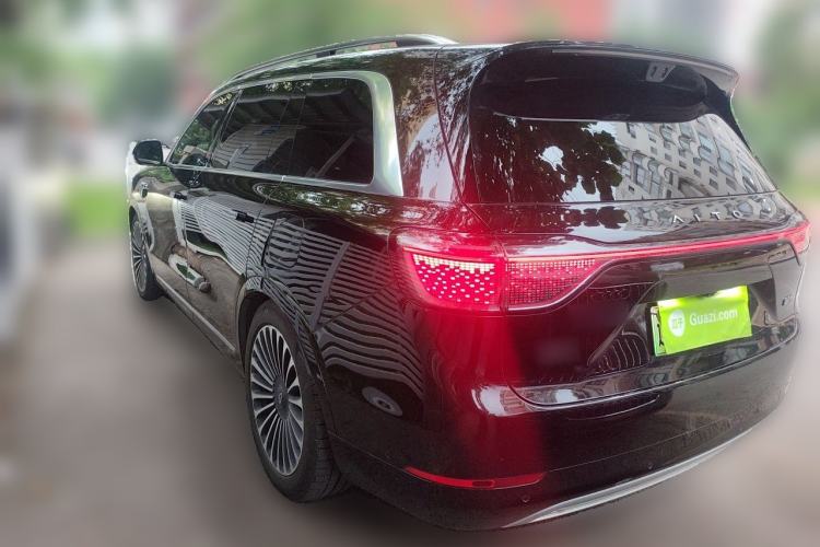 Used Hima AITO M9 2025 Extended-Range Ultra Version 52 kWh 6-Seater Rear Left 45 Deg