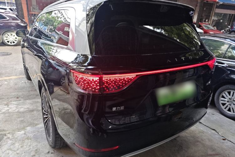 Used Hima AITO M9 2025 Extended-Range Ultra Version 52 kWh 6-Seater Rear Left 45 Deg