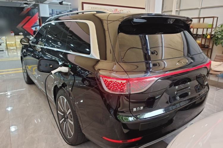 Used Hima AITO M9 2025 Extended-Range Max Version 52 kWh 6-Seater Edition Rear Left 45 Deg