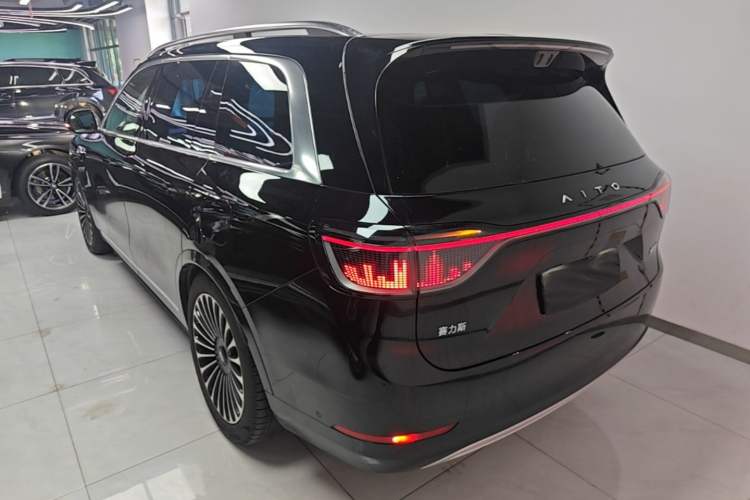 Used Hima AITO M9 2025 Extended-Range Ultra Version 52 kWh 6-Seater Rear Left 45 Deg