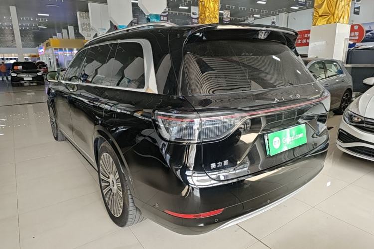 Used Hima AITO M9 2025 Extended-Range Ultra Version 52 kWh 5-Seater Edition Rear Left 45 Deg