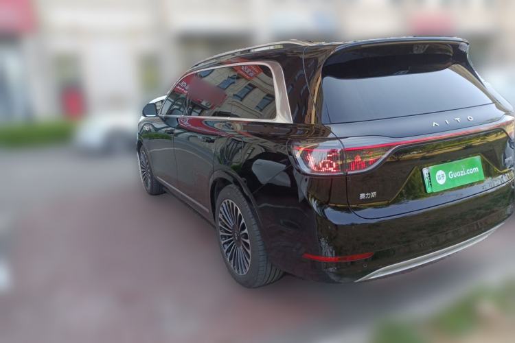Used Hima AITO M9 2025 Extended-Range Ultra Version 52 kWh 6-Seater Rear Left 45 Deg