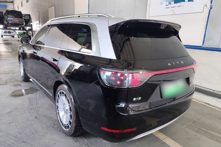 Used Hima AITO M9 2025 Extended-Range Ultra Version 52 kWh 5-Seater Edition Rear Left 45 Deg