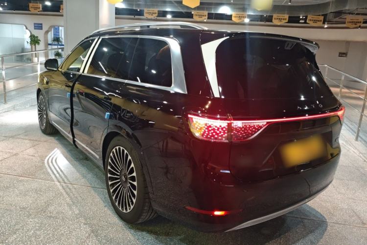 Used Hima AITO M9 2025 Extended-Range Ultra Version 52 kWh 6-Seater Rear Left 45 Deg