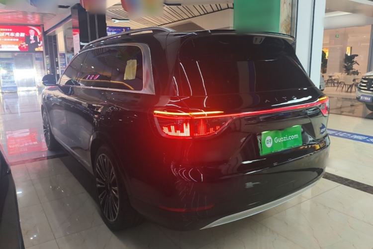 Used Hima AITO M9 2025 Extended-Range Max Version 52 kWh 5-Seater Edition Rear Left 45 Deg