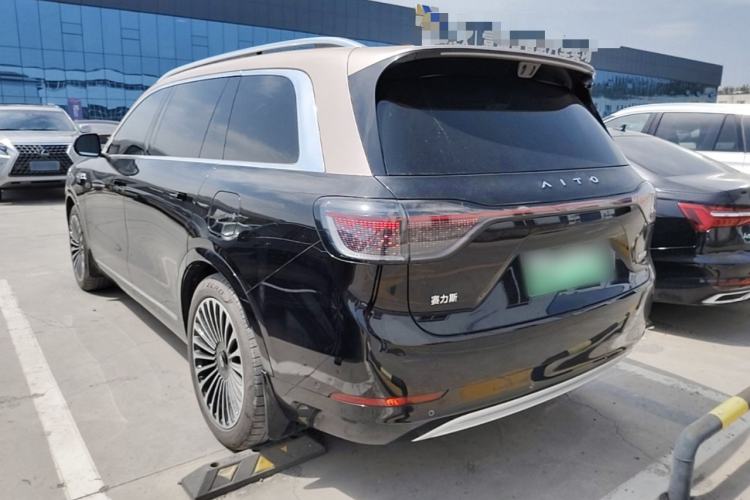 Used Hima AITO M9 2025 Extended-Range Ultra Version 52 kWh 6-Seater Rear Left 45 Deg