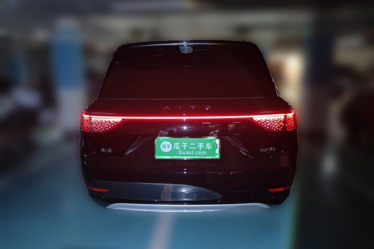 Used Hima AITO M9 2025 Extended-Range Ultra Version 52 kWh 6-Seater Rear