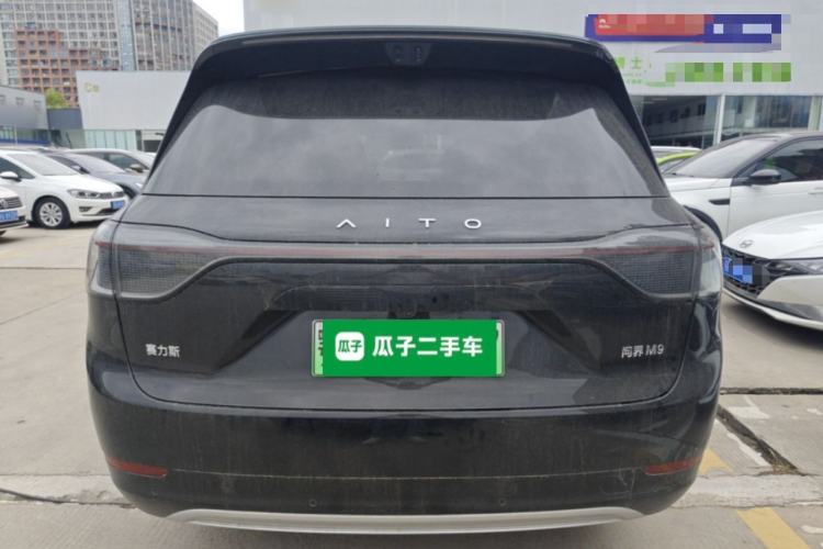 Used Hima AITO M9 2025 Extended-Range Max Version 52 kWh 6-Seater Edition Rear