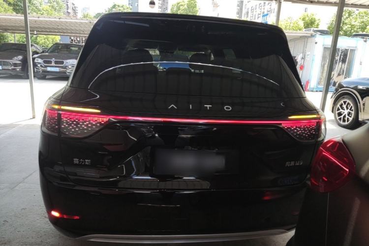 Used Hima AITO M9 2025 Model Range-Extended Max Edition 52kWh 5-seater (896-line LiDAR) Rear