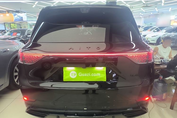 Used Hima AITO M9 2025 Extended-Range Ultra Version 52 kWh 6-Seater Rear