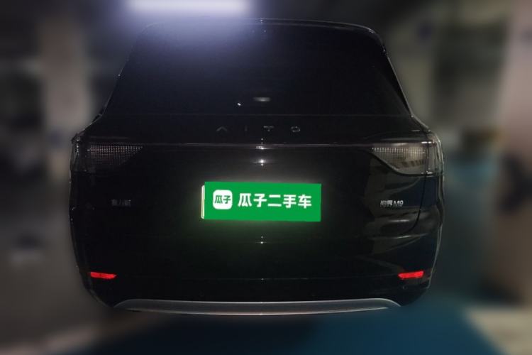 Used Hima AITO M9 2025 Extended-Range Max Version 52 kWh 6-Seater Edition Rear