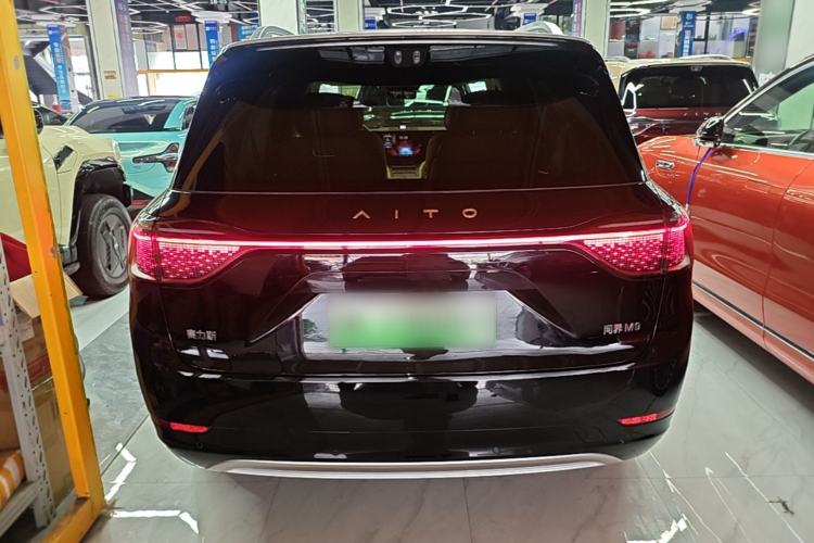 Used Hima AITO M9 2025 Extended-Range Ultra Version 52 kWh 6-Seater Rear