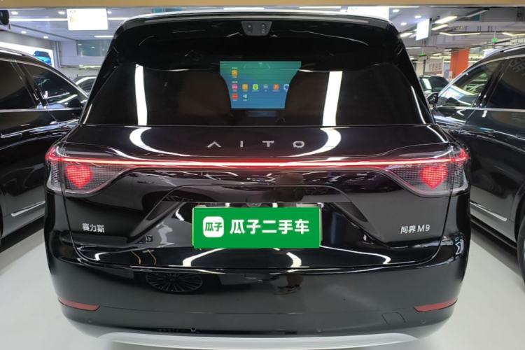 Used Hima AITO M9 2025 Extended-Range Ultra Version 52 kWh 6-Seater Rear
