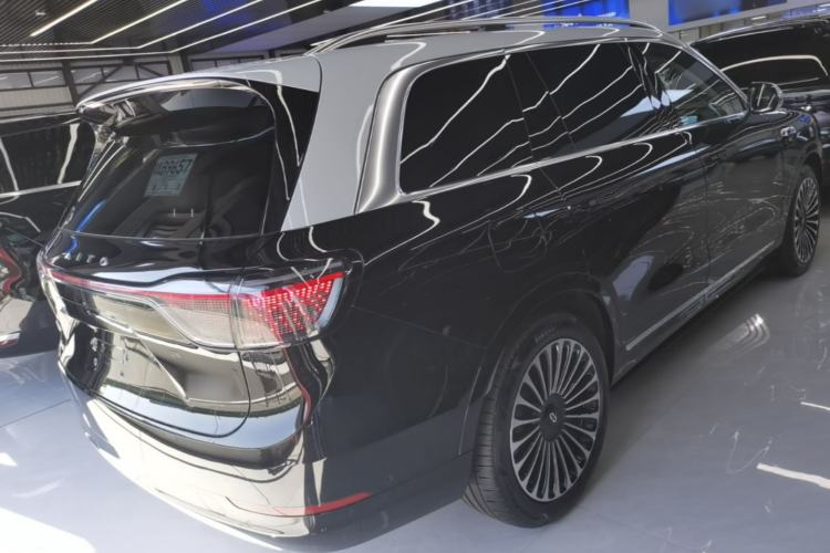 Used Hima AITO M9 2025 Extended-Range Ultra Version 52 kWh 6-Seater Rear Right 45 Deg