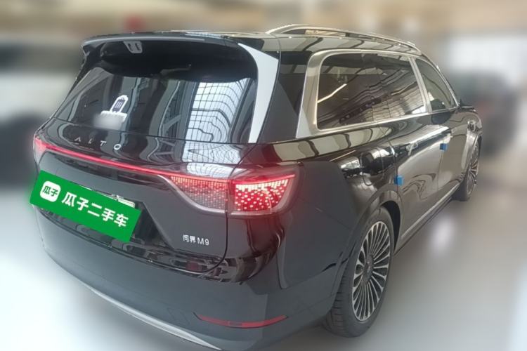 Used Hima AITO M9 2025 Extended-Range Ultra Version 52 kWh 6-Seater Rear Right 45 Deg