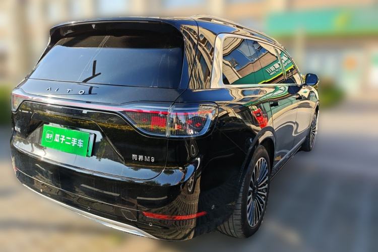 Used Hima AITO M9 2025 Extended-Range Ultra Version 52 kWh 6-Seater Rear Right 45 Deg