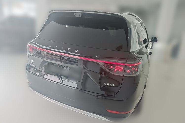 Used Hima AITO M9 2025 Extended-Range Ultra Version 52 kWh 6-Seater Rear Right 45 Deg