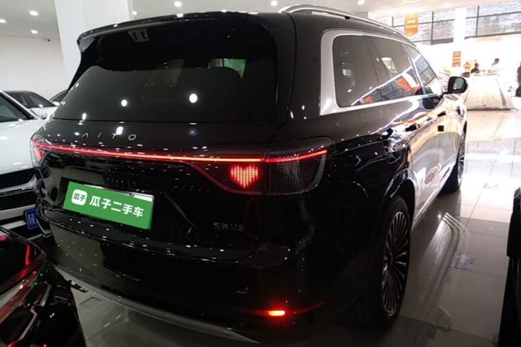 Used Hima AITO M9 2025 Extended-Range Ultra Version 52 kWh 6-Seater Rear Right 45 Deg