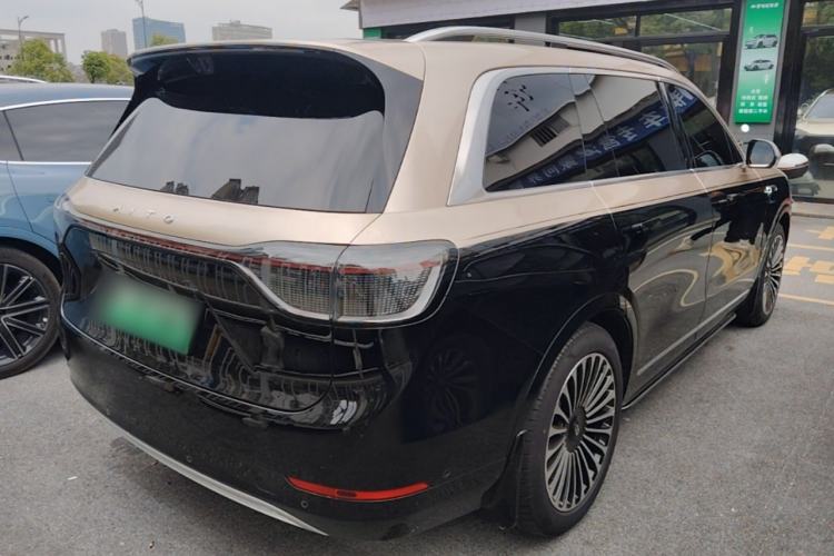 Used Hima AITO M9 2025 All-Electric Ultra Version 100 kWh 5-Seater Model Rear Right 45 Deg