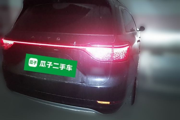 Used Hima AITO M9 2025 Extended-Range Max Version 52 kWh 6-Seater Edition Rear Right 45 Deg