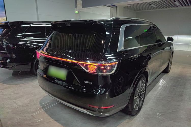 Used Hima AITO M9 2025 Extended-Range Ultra Version 52 kWh 6-Seater Rear Right 45 Deg