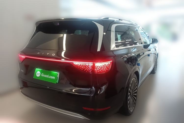 Used Hima AITO M9 2025 Extended-Range Ultra Version 52 kWh 6-Seater Rear Right 45 Deg