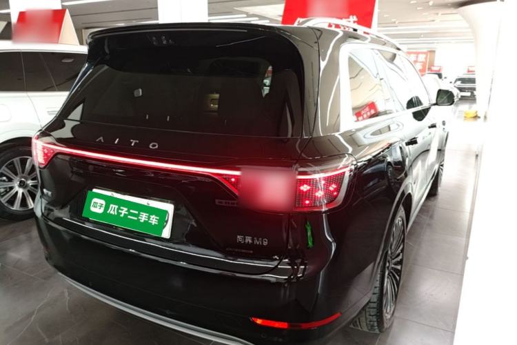 Used Hima AITO M9 2025 Extended-Range Ultra Version 52 kWh 6-Seater Rear Right 45 Deg
