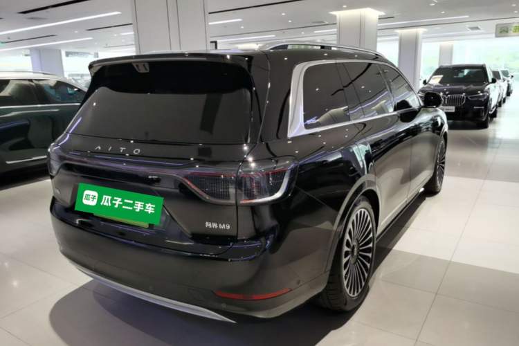 Used Hima AITO M9 2025 Extended-Range Max Version 52 kWh 6-Seater Edition Rear Right 45 Deg
