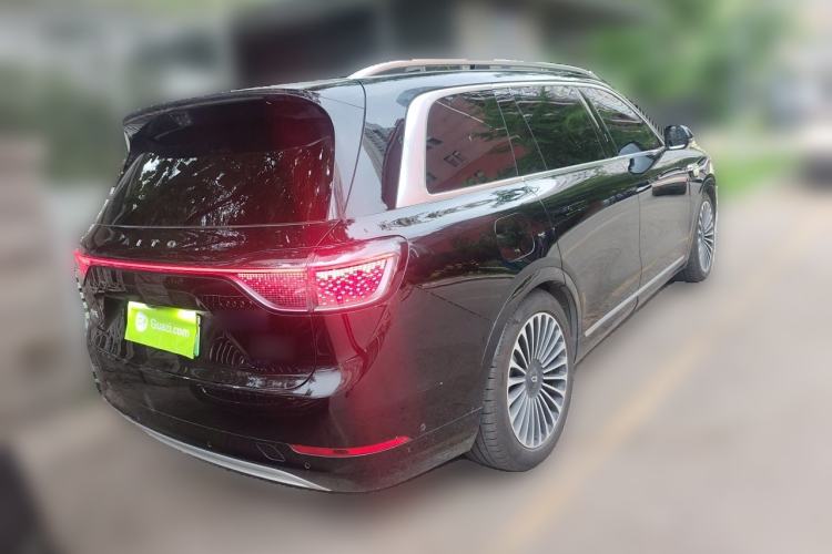 Used Hima AITO M9 2025 Extended-Range Ultra Version 52 kWh 6-Seater Rear Right 45 Deg