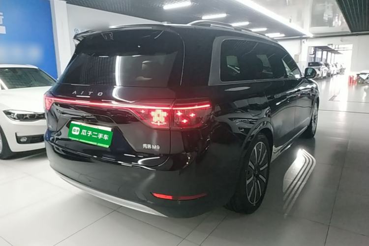 Used Hima AITO M9 2025 Extended-Range Max Version 52 kWh 5-Seater Edition Rear Right 45 Deg
