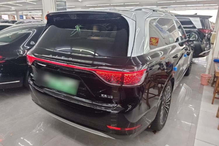 Used Hima AITO M9 2025 Extended-Range Ultra Version 52 kWh 5-Seater Edition Rear Right 45 Deg