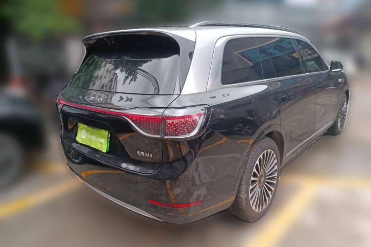 Used Hima AITO M9 2025 Extended-Range Ultra Version 52 kWh 6-Seater Rear Right 45 Deg
