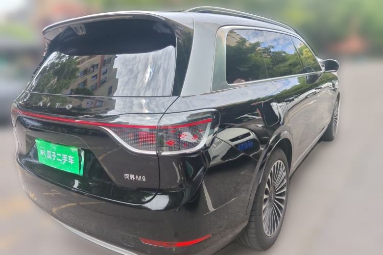 Used Hima AITO M9 2025 Extended-Range Ultra Version 52 kWh 6-Seater Rear Right 45 Deg