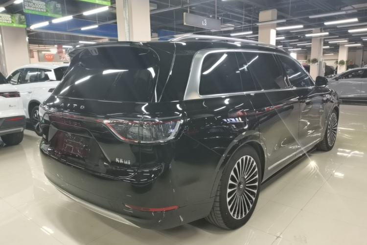 Used Hima AITO M9 2025 Extended-Range Ultra Version 52 kWh 5-Seater Edition Rear Right 45 Deg