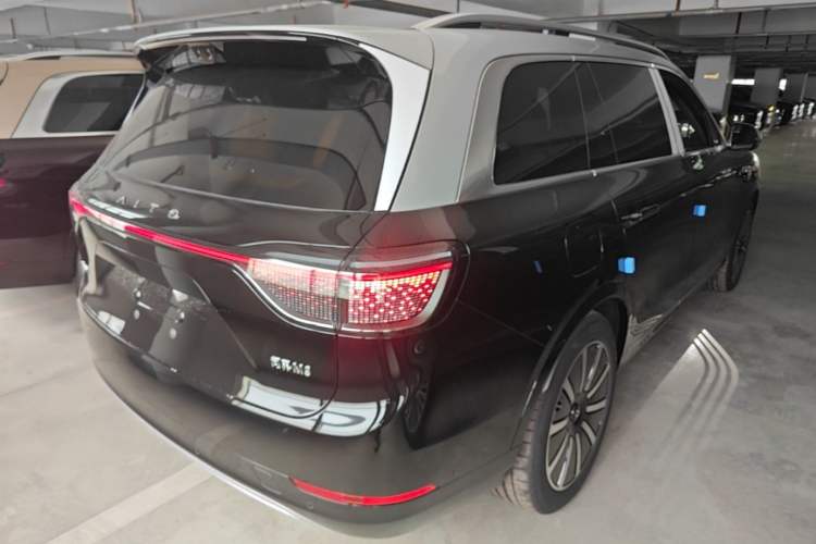 Used Hima AITO M9 2025 Extended-Range Ultra Version 52 kWh 6-Seater Rear Right 45 Deg