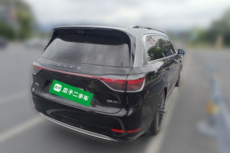 Used Hima AITO M9 2025 Extended-Range Ultra Version 52 kWh 6-Seater Rear Right 45 Deg