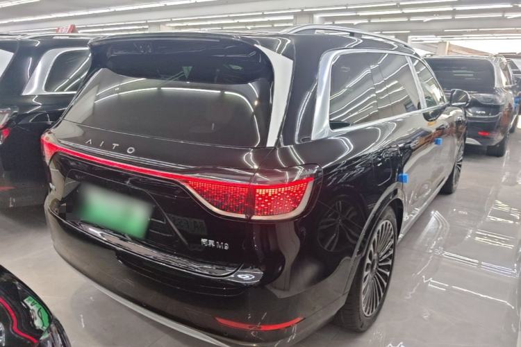Used Hima AITO M9 2025 Extended-Range Ultra Version 52 kWh 6-Seater Rear Right 45 Deg