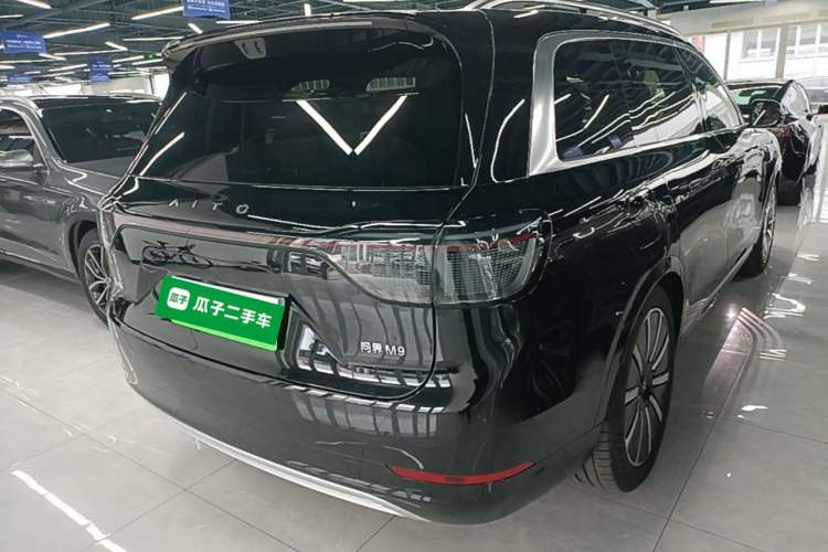 Used Hima AITO M9 2025 Extended-Range Max Version 52 kWh 6-Seater Edition Rear Right 45 Deg