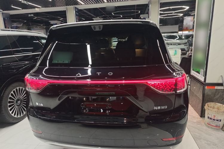 Used Hima AITO M9 2025 Extended-Range Ultra Version 52 kWh 6-Seater Rear