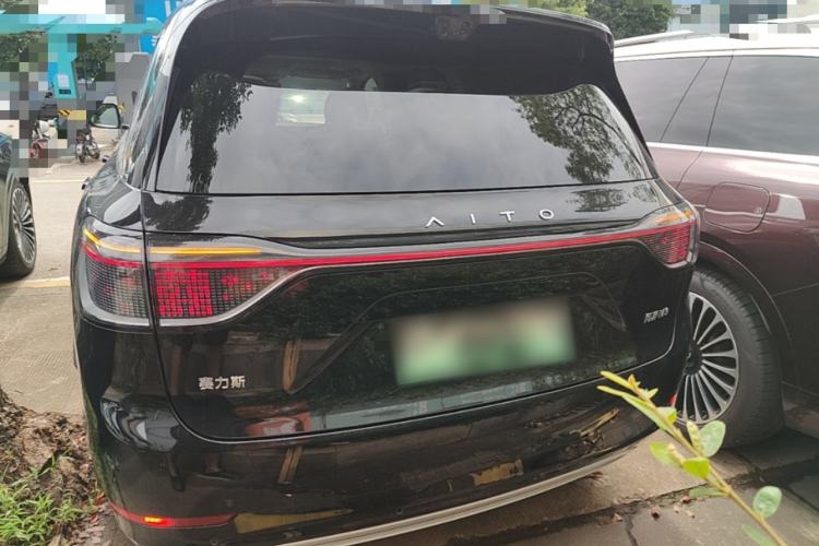 Used Hima AITO M9 2025 Extended-Range Ultra Version 52 kWh 6-Seater Rear
