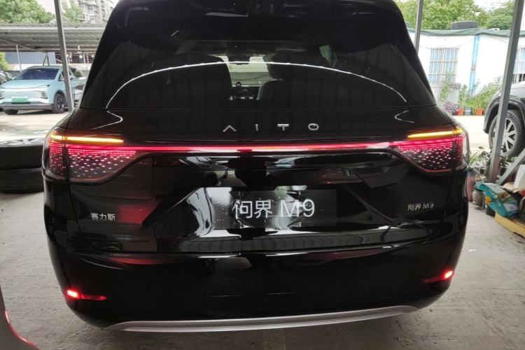 Used Hima AITO M9 2025 Model Range-Extended Ultra Edition 52kWh 6-seater (896-line LiDAR) Rear