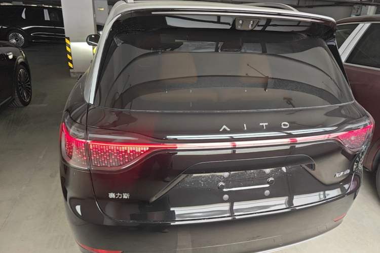 Used Hima AITO M9 2025 Extended-Range Ultra Version 52 kWh 6-Seater Rear