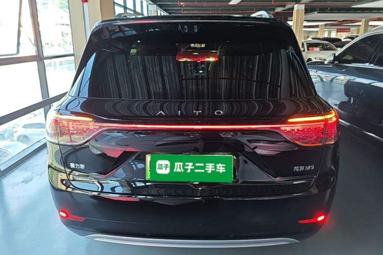 Used Hima AITO M9 2025 Extended-Range Max Version 52 kWh 6-Seater Edition Rear