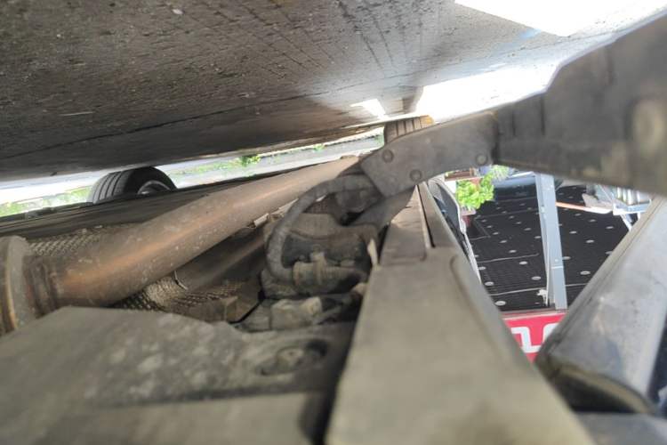 Used Hima AITO M9 2025 Extended-Range Ultra Version 52 kWh 6-Seater Right Side Sill