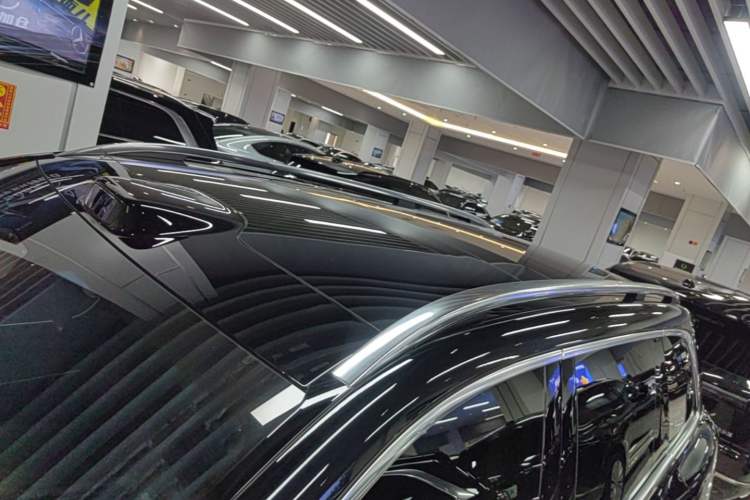 Used Hima AITO M9 2025 Extended-Range Ultra Version 52 kWh 5-Seater Edition Roof
