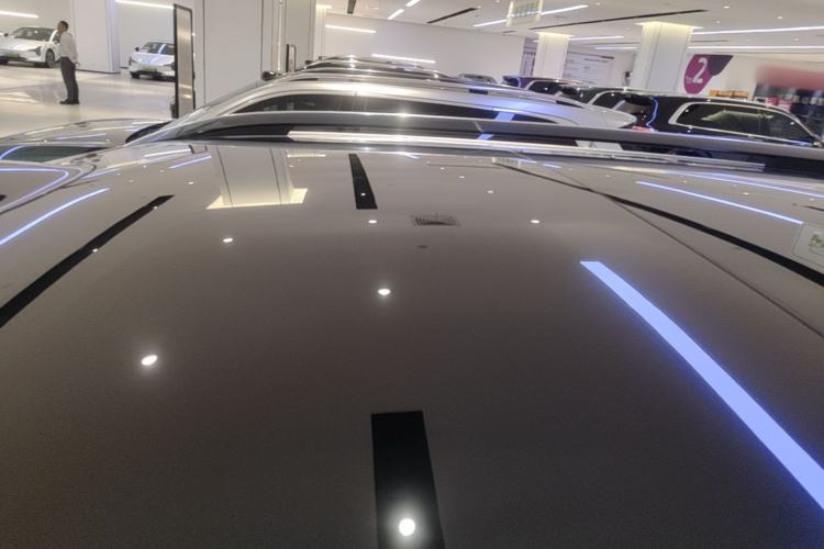 Used Hima AITO M9 2025 Extended-Range Ultra Version 52 kWh 5-Seater Edition Roof