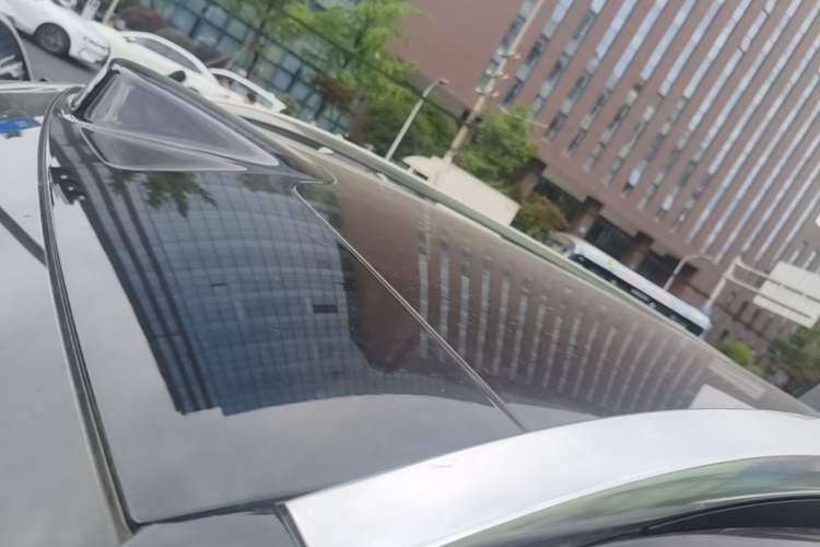 Used Hima AITO M9 2025 Extended-Range Max Version 52 kWh 6-Seater Edition Roof