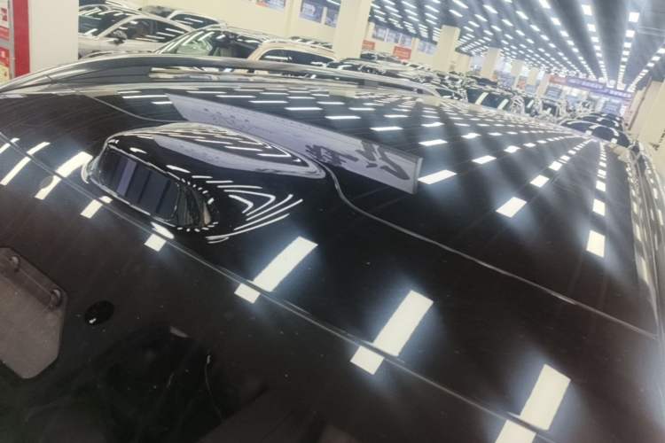 Used Hima AITO M9 2025 Extended-Range Ultra Version 52 kWh 5-Seater Edition Roof